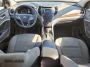 ✅ 2017 Hyundai Santa Fe 2.4L • VIN: 5NMZTDLB6HH004648 • Lot: 82200395. Wystawiony na Copart z przebiegiem 97 307 mil. Bezpłatny archiwum sprzedaży aukcyjnych z USA i szczegółowy raport historii pojazdu na DreamBid. Zdjęcie 8.