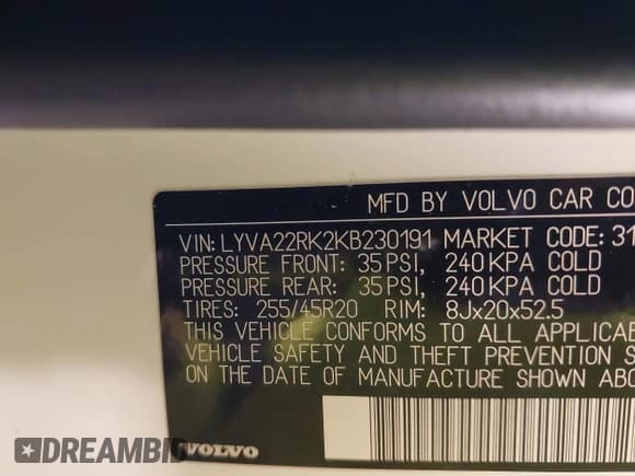 ✅ 2019 Volvo XC60 Momentum • VIN: LYVA22RK2KB230191 • Lot: 41248426. Listed on IAAI with 80,347 mi. Free auction sales archive from the USA and detailed vehicle history report at DreamBid. Image 9.