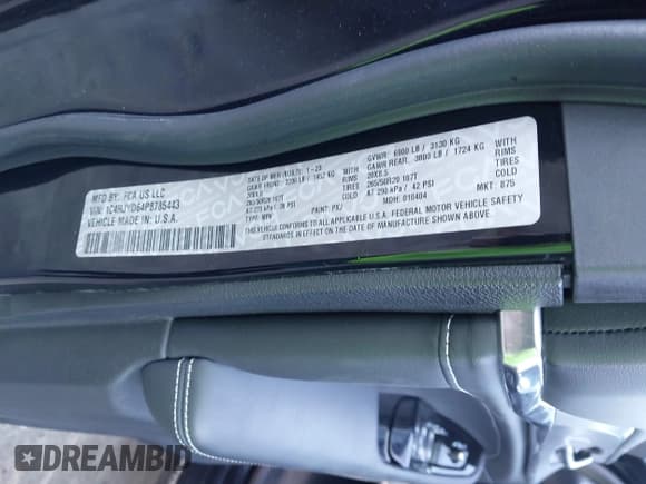 ✅ 2023 Jeep Grand Cherokee Overland • VIN: 1C4RJYD64P8785443 • Lot: 43499710. Listed on IAAI with 18,482 mi. Free auction sales archive from the USA and detailed vehicle history report at DreamBid. Image 9.