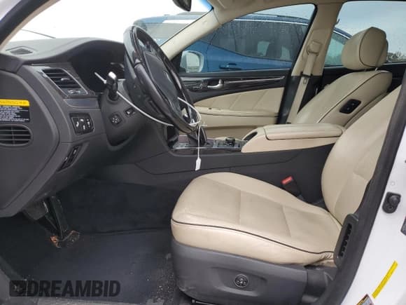 ✅ 2015 Hyundai Equus Ultimate • VIN: KMHGH4JH3FU099414 • Lot: 83268144. Listed on Copart with 133,560 mi. Free auction sales archive from the USA and detailed vehicle history report at DreamBid. Image 7.