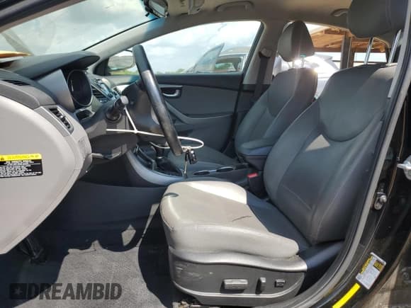 ✅ 2015 Hyundai Elantra Limited • VIN: KMHDH4AE3FU299346 • Lot: 69682065. Listed on Copart with 178,551 mi. Free auction sales archive from the USA and detailed vehicle history report at DreamBid. Image 7.