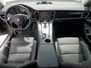 ✅ 2016 Porsche Panamera 4S • VIN: WP0AB2A75GL050164 • Lot: 48320563. Listed on Copart with 31,334 mi. Free auction sales archive from the USA and detailed vehicle history report at DreamBid. Image 8.