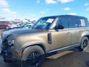 ✅ 2021 Land Rover Defender S • VIN: SALEJERX5M2041372 • Lot: 41732008. Listed on IAAI with 62,233 mi. Free auction sales archive from the USA and detailed vehicle history report at DreamBid. Image 14.