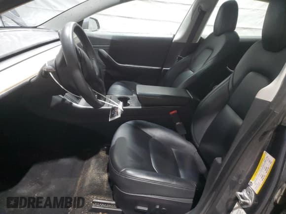 ✅ 2020 Tesla Model 3 Long Range • VIN: 5YJ3E1EB3LF635511 • Lot: 49785905. Wystawiony na Copart z przebiegiem 123 066 mil. Bezpłatny archiwum sprzedaży aukcyjnych z USA i szczegółowy raport historii pojazdu na DreamBid. Zdjęcie 7.