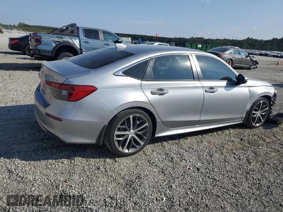 ✅ 2023 Honda Civic Touring • VIN: 2HGFE1F91PH307966 • Lot: 83941745. Listed on Copart with 32,745 mi. Free auction sales archive from the USA and detailed vehicle history report at DreamBid. Image 3.