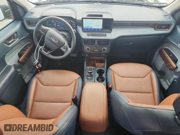 ✅ 2024 Ford Maverick Lariat • VIN: 3FTTW8M30RRB64330 • Lot: 70553805. Listed on Copart with 10,238 mi. Free auction sales archive from the USA and detailed vehicle history report at DreamBid. Image 8.