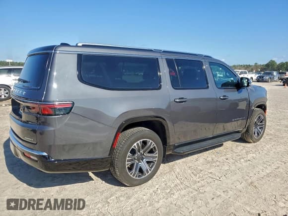 ✅ 2024 Jeep Wagoneer Series II • VIN: 1C4SJSBP8RS103650 • Лот: 95096585. Опубликован ранее на Copart с пробегом 1 166 миль. Бесплатный доступ к архиву аукционных продаж из США и подробный отчёт об истории автомобиля на DreamBid. Изображение 3.