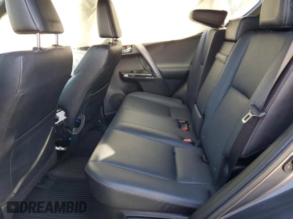 ✅ 2018 Toyota RAV4 Hybrid SE • VIN: JTMJJREV3JD171104 • Лот: 78381254. Опубликован ранее на Copart с пробегом 75 398 миль. Бесплатный доступ к архиву аукционных продаж из США и подробный отчёт об истории автомобиля на DreamBid. Изображение 11.