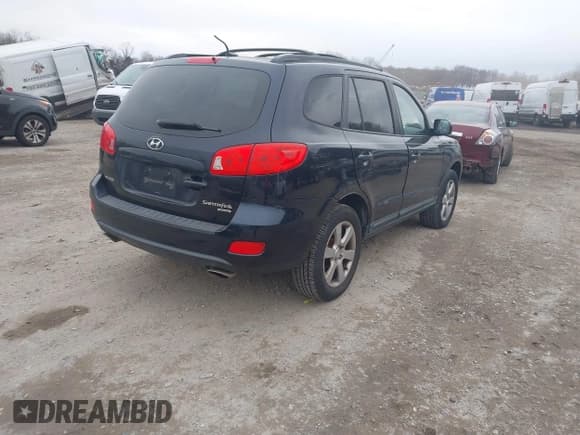✅ 2009 Hyundai Santa Fe Limited • VIN: 5NMSH73E09H300443 • Lot: 43881229. Listed on IAAI with 144,367 mi. Free auction sales archive from the USA and detailed vehicle history report at DreamBid. Image 4.