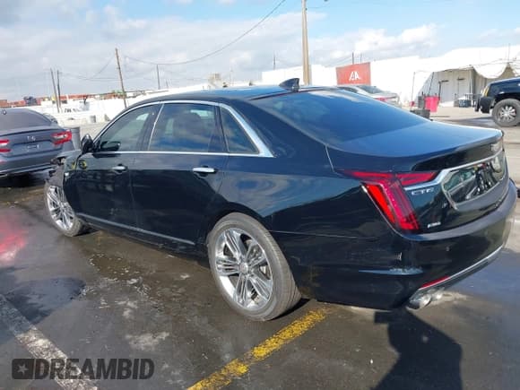 ✅ 2020 Cadillac CT6 Luxury • VIN: 1G6KB5RS9LU111909 • Lot: 41366828. Wystawiony na IAAI z przebiegiem Nie podano. Bezpłatny archiwum sprzedaży aukcyjnych z USA i szczegółowy raport historii pojazdu na DreamBid. Zdjęcie 3.