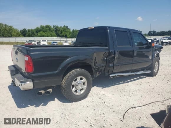 ✅ 2014 Ford F-250 XL • VIN: 1FT7W2ATXEEB10937 • Lot: 62937905. Listed on Copart with 220,216 mi. Free auction sales archive from the USA and detailed vehicle history report at DreamBid. Image 3.