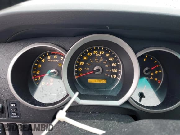 ✅ 2006 Toyota 4Runner Limited • VIN: JTEBU17R260088125 • Lot: 86865475. Wystawiony na Copart z przebiegiem 170 064 mil. Bezpłatny archiwum sprzedaży aukcyjnych z USA i szczegółowy raport historii pojazdu na DreamBid. Zdjęcie 9.