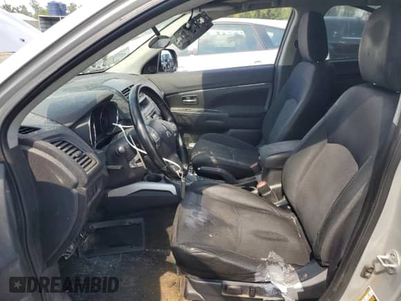 2013 Mitsubishi Outlander LE with VIN 4A4AR5AU1DE022535, listed as a Copart auction lot 70002895 with 297,561 mi miles and Salvage title. Bid and sale history available at DreamBid. Image 7.