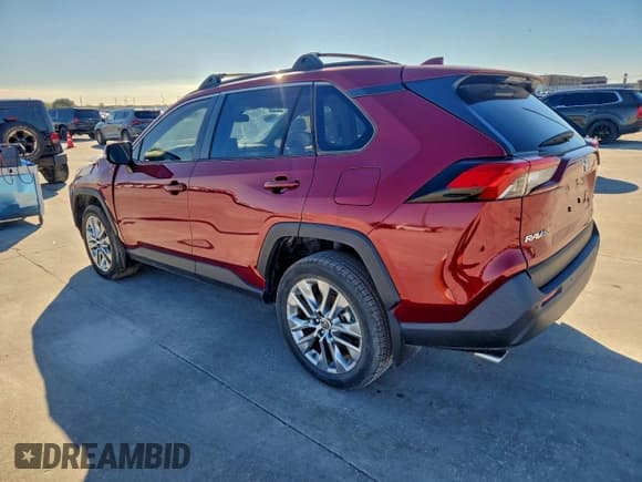✅ 2023 Toyota RAV4 XLE Premium • VIN: JTMC1RFV4PD096218 • Лот: 93927535. Опубликован ранее на Copart с пробегом 3 965 миль. Бесплатный доступ к архиву аукционных продаж из США и подробный отчёт об истории автомобиля на DreamBid. Изображение 2.