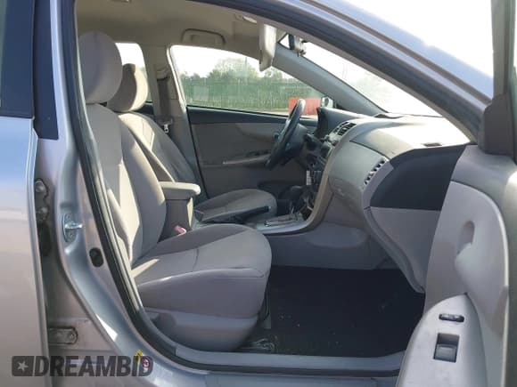 ✅ 2011 Toyota Corolla LE • VIN: JTDBU4EE1B9156913 • Lot: 43440302. Listed on IAAI with 168,626 mi. Free auction sales archive from the USA and detailed vehicle history report at DreamBid. Image 5.