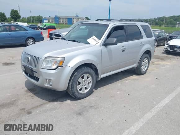 2010 Mercury Mariner z VIN 4M2CN8B77AKJ29263, wystawiony jako IAAI lot #42865830 z przebiegiem 138 528 mil mil oraz . Historia ofert i sprzedaży dostępna na DreamBid. Obrazek 2.