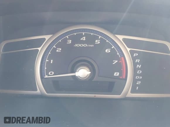 ✅ 2011 Honda Civic DX-VP • VIN: 19XFA1F33BE027105 • Лот: 43150935. Опубликован ранее на IAAI с пробегом 182 000 миль. Бесплатный доступ к архиву аукционных продаж из США и подробный отчёт об истории автомобиля на DreamBid. Изображение 7.