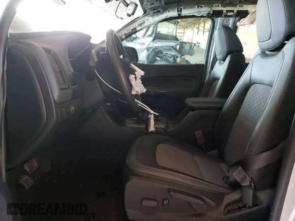 2020 Chevrolet Colorado 2WD Z71 z VIN 1GCGSDEN2L1124886, wystawiony jako Copart lot #49735425 z przebiegiem 36 643 mil mil oraz Szkoda całkowita • Salvage title. Historia ofert i sprzedaży dostępna na DreamBid. Obrazek 7.