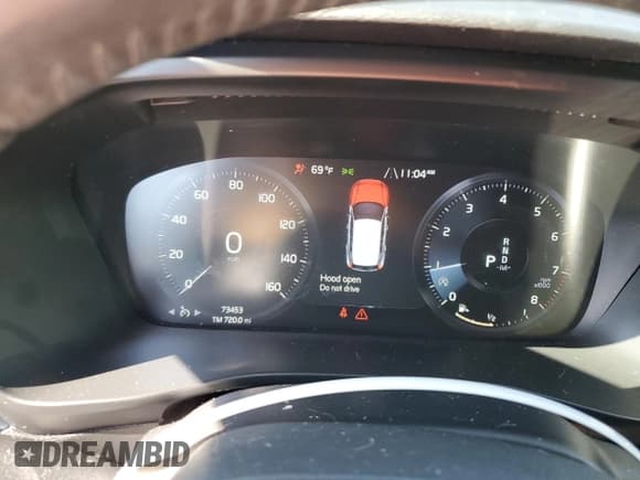 ✅ 2021 Volvo XC40 Inscription • VIN: YV4162UL4M2415123 • Lot: 71015005. Listed on Copart with 73,453 mi. Free auction sales archive from the USA and detailed vehicle history report at DreamBid. Image 9.