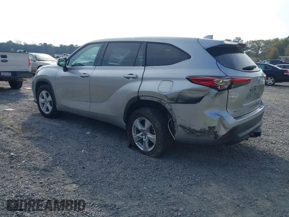 ✅ 2020 Toyota Highlander L • VIN: 5TDCZRAH8LS504468 • Lot: 43759492. Wystawiony na IAAI z przebiegiem 67 595 mil. Bezpłatny archiwum sprzedaży aukcyjnych z USA i szczegółowy raport historii pojazdu na DreamBid. Zdjęcie 3.