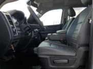 ✅ 2019 Ram 1500 Tradesman • VIN: 1C6RR6KM6KS720708 • Lot: 66875765. Wystawiony na Copart z przebiegiem 71 035 mil. Bezpłatny archiwum sprzedaży aukcyjnych z USA i szczegółowy raport historii pojazdu na DreamBid. Zdjęcie 7.