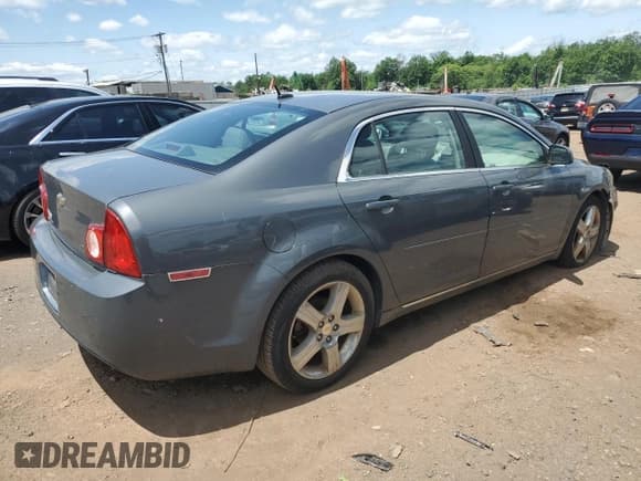 ✅ 2009 Chevrolet Malibu 1LT • VIN: 1G1ZH57BX9F252684 • Lot: 56400534. Listed on Copart with 105,085 mi. Free auction sales archive from the USA and detailed vehicle history report at DreamBid. Image 3.
