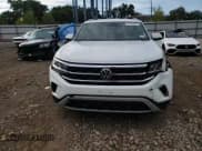 ✅ 2022 Volkswagen Atlas SE • VIN: 1V2HE2CA9NC229950 • Лот: 71151575. Опубликован ранее на Copart с пробегом 55 793 миль. Бесплатный доступ к архиву аукционных продаж из США и подробный отчёт об истории автомобиля на DreamBid. Изображение 13.