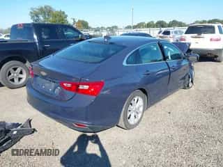 2025 Chevrolet Malibu LT z VIN 1G1ZD5ST3SF138060, wystawiony jako IAAI lot #43492375 z przebiegiem Nie podano mil oraz . Historia ofert i sprzedaży dostępna na DreamBid. Obrazek 4.