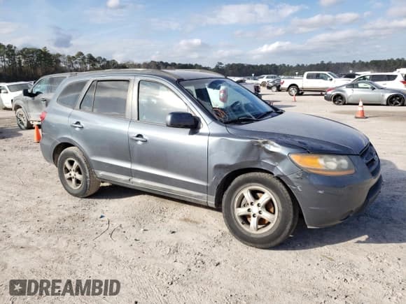 ✅ 2008 Hyundai Santa Fe GLS • VIN: 5NMSG13D58H131168 • Lot: 61591254. Listed on Copart with 224,274 mi. Free auction sales archive from the USA and detailed vehicle history report at DreamBid. Image 4.