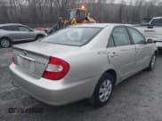 ✅ 2002 Toyota Camry XLE • VIN: 4T1BE32K02U048860 • Lot: 43817627. Listed on IAAI with 196,232 mi. Free auction sales archive from the USA and detailed vehicle history report at DreamBid. Image 4.