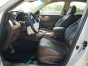 ✅ 2015 Infiniti QX70 • VIN: JN8CS1MW5FM480974 • Lot: 62110025. Wystawiony na Copart z przebiegiem Nie podano. Bezpłatny archiwum sprzedaży aukcyjnych z USA i szczegółowy raport historii pojazdu na DreamBid. Zdjęcie 7.