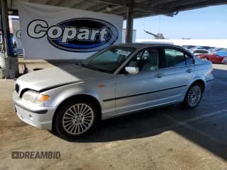 ✅ 2003 BMW 3 Series 330xi • VIN: WBAEW53453PG22251 • Лот: 60943335. Опубликован ранее на Copart с пробегом 156 973 миль. Бесплатный доступ к архиву аукционных продаж из США и подробный отчёт об истории автомобиля на DreamBid. Изображение 1.