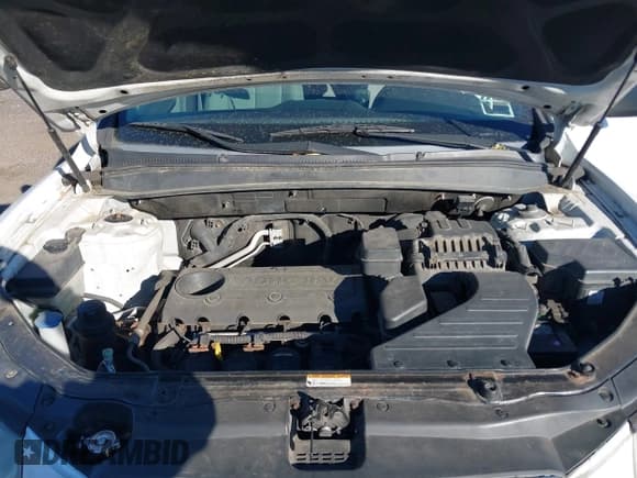 ✅ 2011 Hyundai Santa Fe GLS • VIN: 5XYZGDAB7BG056993 • Lot: 43622815. Listed on IAAI with 124,802 mi. Free auction sales archive from the USA and detailed vehicle history report at DreamBid. Image 10.