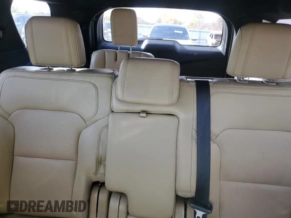 ✅ 2016 Ford Explorer Limited • VIN: 1FM5K8F89GGC16213 • Lot: 92686015. Wystawiony na Copart z przebiegiem Nie podano. Bezpłatny archiwum sprzedaży aukcyjnych z USA i szczegółowy raport historii pojazdu na DreamBid. Zdjęcie 10.