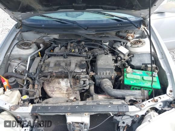 ✅ 2001 Mazda 626 LX • VIN: 1YVGF22C715225501 • Lot: 42210842. Wystawiony na IAAI z przebiegiem 225 546 mil. Bezpłatny archiwum sprzedaży aukcyjnych z USA i szczegółowy raport historii pojazdu na DreamBid. Zdjęcie 10.