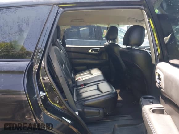 ✅ 2015 Nissan Pathfinder Platinum • VIN: 5N1AR2MM7FC707876 • Lot: 42255193. Listed on IAAI with 144,051 mi. Free auction sales archive from the USA and detailed vehicle history report at DreamBid. Image 8.