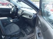 ✅ 2019 Chevrolet Equinox LT • VIN: 2GNAXTEV5K6258120 • Лот: 43096375. Опубликован ранее на IAAI с пробегом 140 956 миль. Бесплатный доступ к архиву аукционных продаж из США и подробный отчёт об истории автомобиля на DreamBid. Изображение 5.