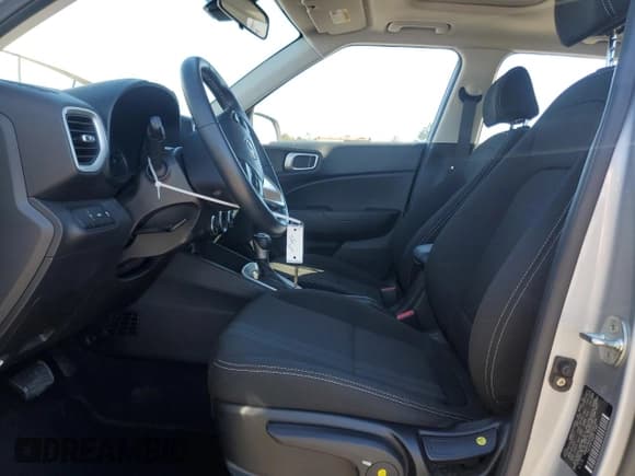 ✅ 2022 Hyundai Venue Limited • VIN: KMHRC8A35NU181369 • Lot: 89287075. Listed on Copart with 50,046 mi. Free auction sales archive from the USA and detailed vehicle history report at DreamBid. Image 7.