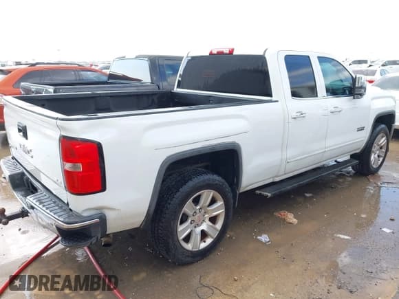 ✅ 2014 GMC Sierra 1500 SLE • VIN: 1GTR1UEC9EZ367755 • Лот: 43444180. Опубликован ранее на IAAI с пробегом 221 304 миль. Бесплатный доступ к архиву аукционных продаж из США и подробный отчёт об истории автомобиля на DreamBid. Изображение 4.