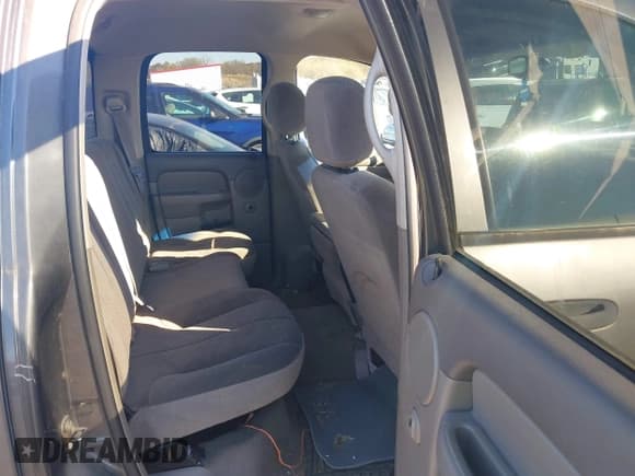 ✅ 2002 Dodge 1500 • VIN: 3D7HU18N52G167097 • Lot: 43551064. Listed on IAAI with 252,741 mi. Free auction sales archive from the USA and detailed vehicle history report at DreamBid. Image 8.