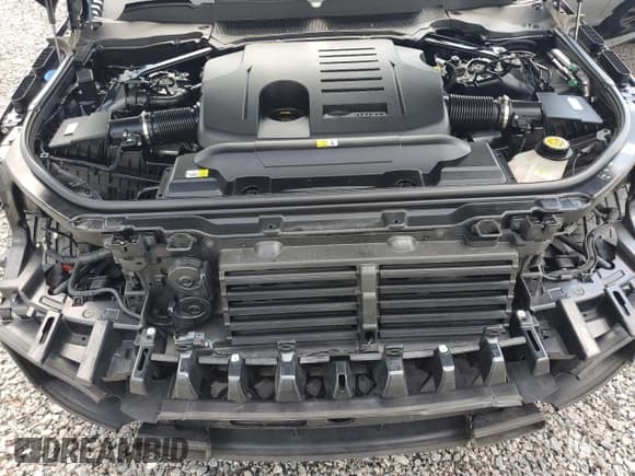 ✅ 2022 Land Rover Range Rover Sport HSE Silver Edition • VIN: SALWR2SU8NA213302 • Lot: 67959365. Listed on Copart with 42,747 mi. Free auction sales archive from the USA and detailed vehicle history report at DreamBid. Image 11.