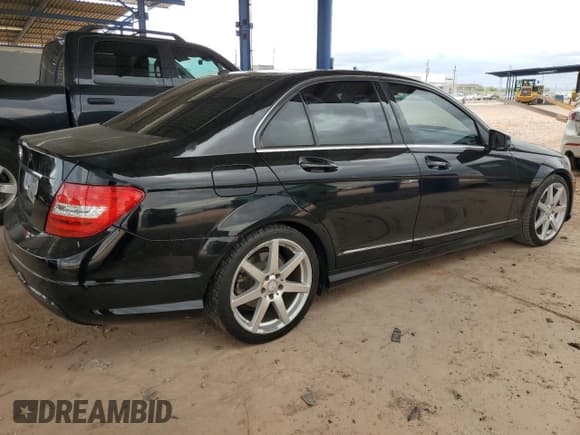 ✅ 2014 Mercedes-Benz C 250 Sport • VIN: WDDGF4HB7EG251001 • Lot: 55901995. Listed on Copart with 128,124 mi. Free auction sales archive from the USA and detailed vehicle history report at DreamBid. Image 3.