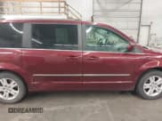 ✅ 2017 Dodge Grand Caravan Crew Plus • VIN: 2C4RDGDG4HR719796 • Lot: 43378146. Wystawiony na IAAI z przebiegiem 108 836 mil. Bezpłatny archiwum sprzedaży aukcyjnych z USA i szczegółowy raport historii pojazdu na DreamBid. Zdjęcie 14.