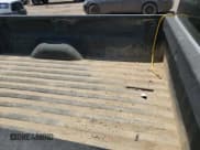 ✅ 2014 Chevrolet Silverado 2500HD Work Truck • VIN: 1GC0CVCG4EF163784 • Lot: 63701325. Wystawiony na Copart z przebiegiem 229 957 mil. Bezpłatny archiwum sprzedaży aukcyjnych z USA i szczegółowy raport historii pojazdu na DreamBid. Zdjęcie 10.