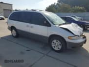 ✅ 1997 Dodge Caravan LE • VIN: 1B4GP54L8VB345023 • Lot: 62518265. Listed on Copart with 172,967 mi. Free auction sales archive from the USA and detailed vehicle history report at DreamBid. Image 4.