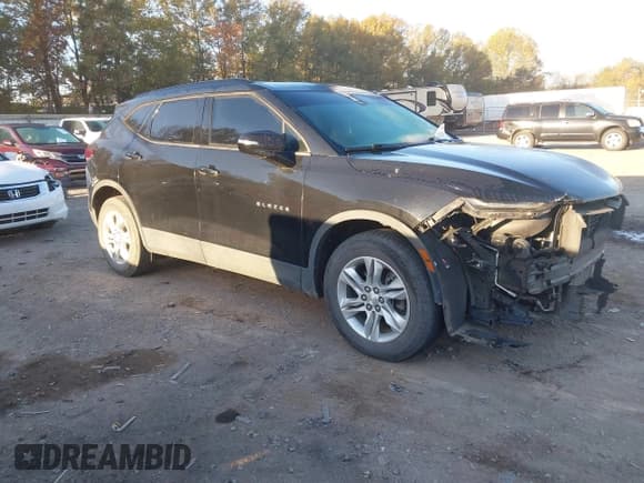 ✅ 2021 Chevrolet Blazer LT • VIN: 3GNKBJRS5MS504076 • Лот: 43502438. Опубликован ранее на IAAI с пробегом 111 264 миль. Бесплатный доступ к архиву аукционных продаж из США и подробный отчёт об истории автомобиля на DreamBid. Изображение 1.