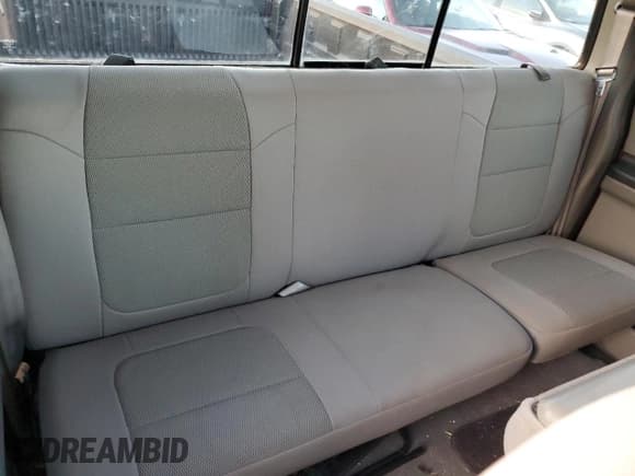 ✅ 2007 Ford F-250 XL • VIN: 1FTNX20567EA06262 • Lot: 80121844. Wystawiony na Copart z przebiegiem 113 572 mil. Bezpłatny archiwum sprzedaży aukcyjnych z USA i szczegółowy raport historii pojazdu na DreamBid. Zdjęcie 10.