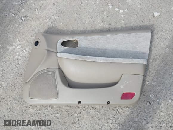 ✅ 2004 Kia Optima LX • VIN: KNAGD128445284198 • Лот: 41829126. Опубликован ранее на IAAI с пробегом 156 601 миль. Бесплатный доступ к архиву аукционных продаж из США и подробный отчёт об истории автомобиля на DreamBid. Изображение 12.