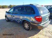 ✅ 2007 Chrysler Town & Country Touring • VIN: 2A8GP54L47R273771 • Lot: 43790165. Listed on IAAI with 157,802 mi. Free auction sales archive from the USA and detailed vehicle history report at DreamBid. Image 3.