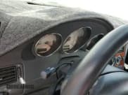 ✅ 2001 Mercedes-Benz SLK 230/320 • VIN: WDBKK65F31F228400 • Lot: 74381484. Wystawiony na Copart z przebiegiem Nie podano. Bezpłatny archiwum sprzedaży aukcyjnych z USA i szczegółowy raport historii pojazdu na DreamBid. Zdjęcie 9.